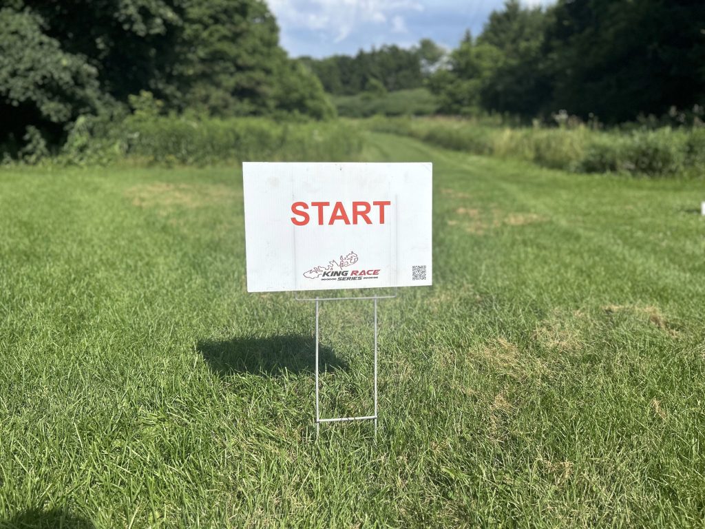 King Race Series Start Sign